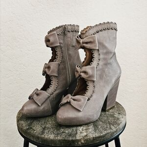 JEFFREY CAMPBELL Bowtie Steampunk Block Heels